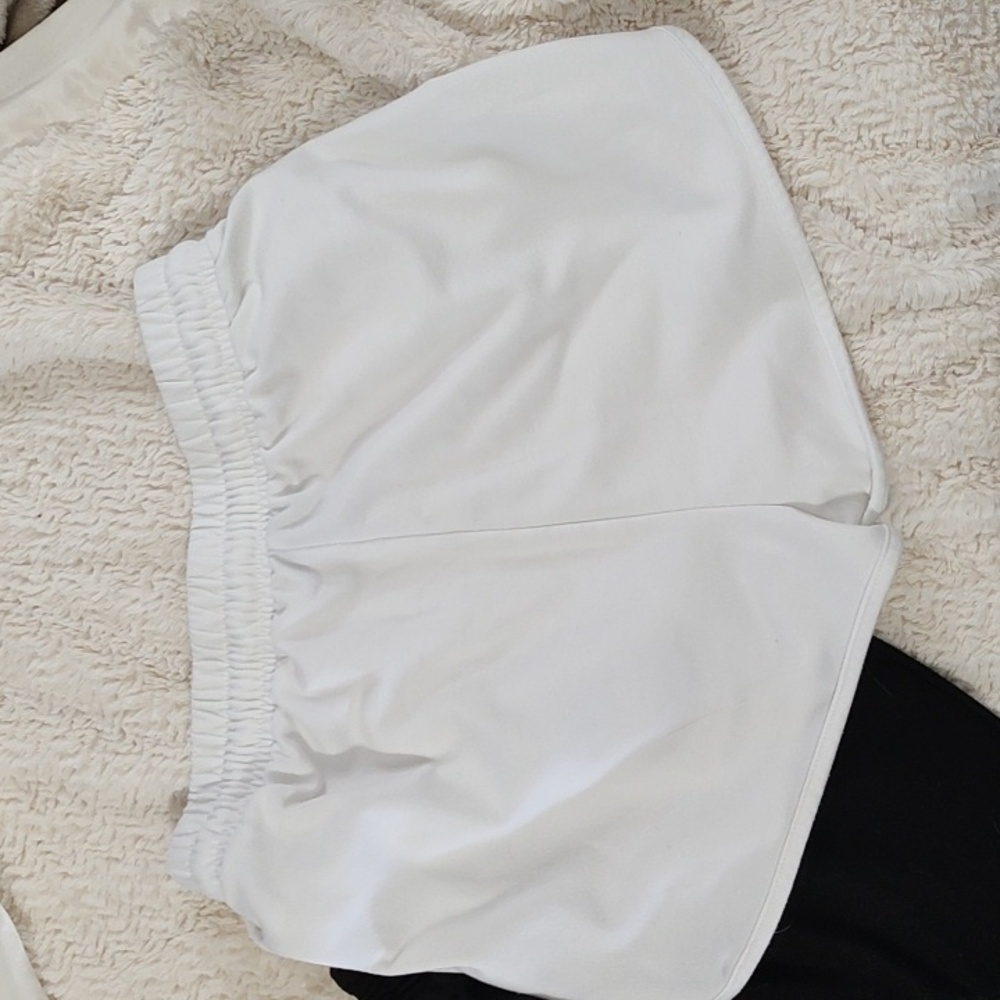 Shorts - Picture 5 of 7